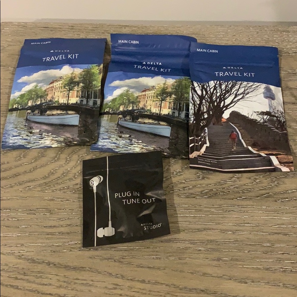 DELTA TRAVEL KIT